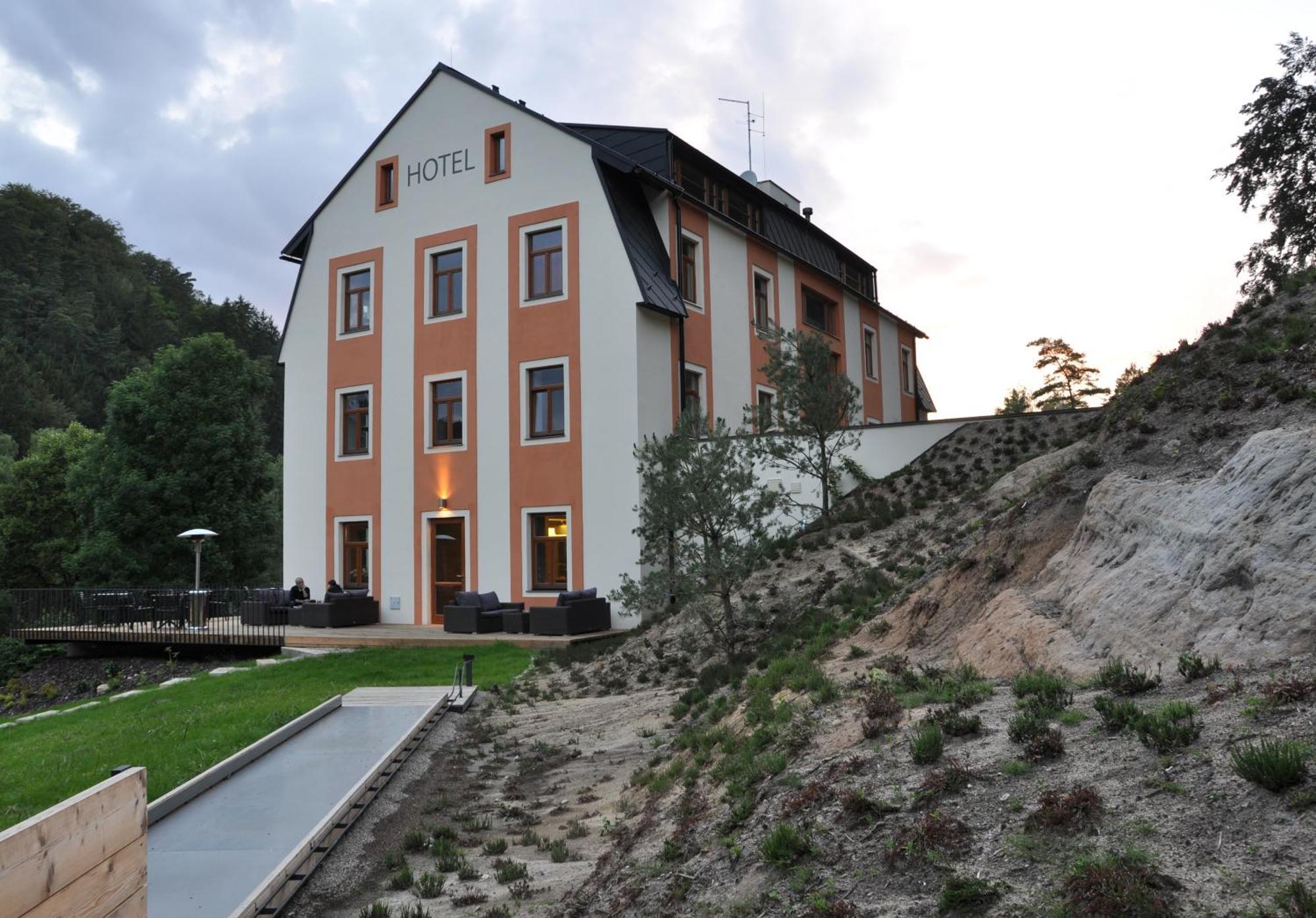 Hotel Kokorin Εξωτερικό φωτογραφία